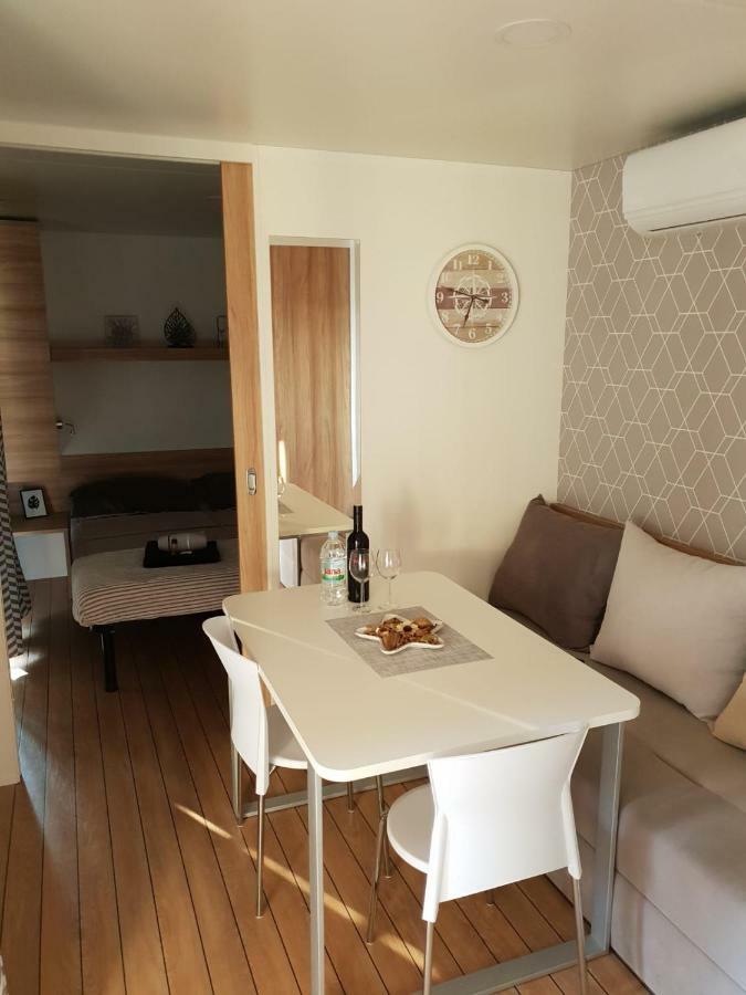 Seahorse Mobile Home, Soline Biograd Biograd Na Moru Exterior foto